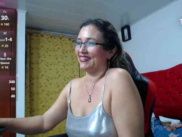 noelia-milf19 Live Webcam on BongaCams