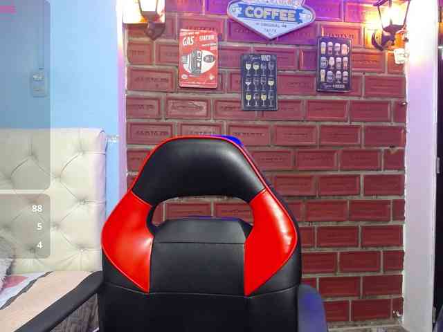 noelia-milf19 webcam