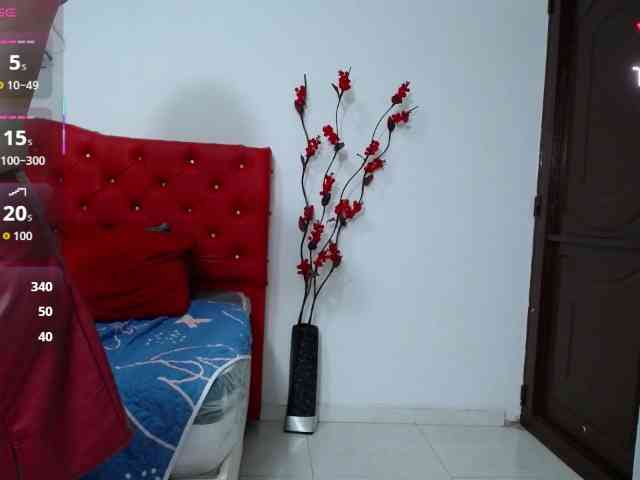 noelia-milf19 webcam