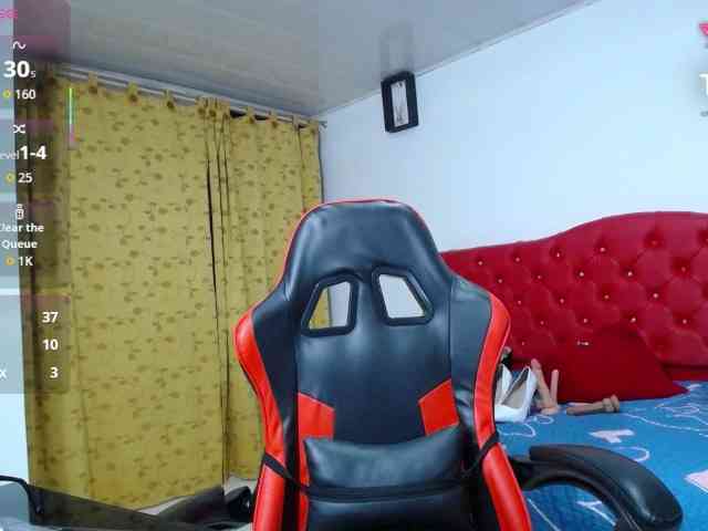 noelia-milf19 webcam
