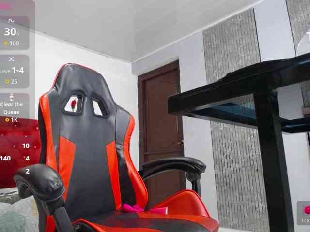 noelia-milf19 webcam
