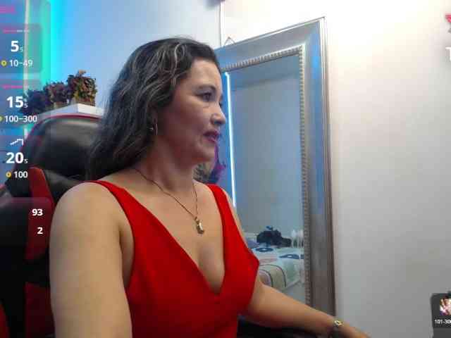 noelia-milf19 webcam