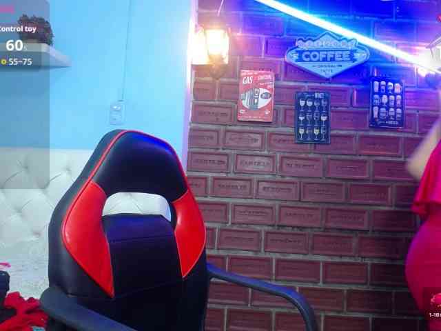noelia-milf19 webcam