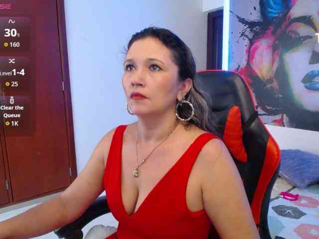 noelia-milf19 webcam