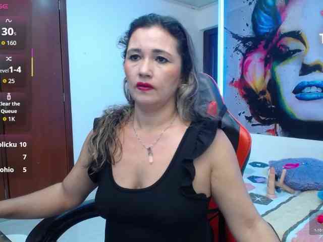 noelia-milf19 webcam