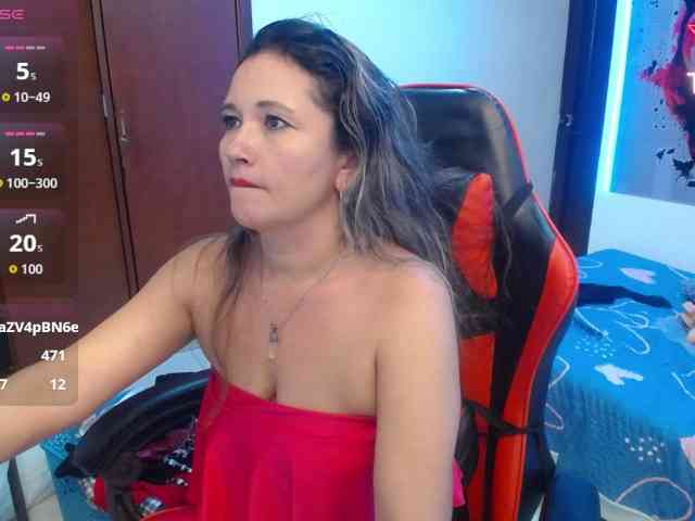 noelia-milf19 webcam