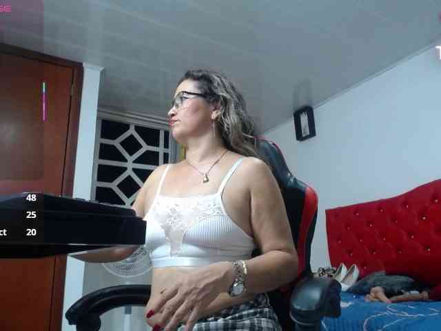 noelia-milf19