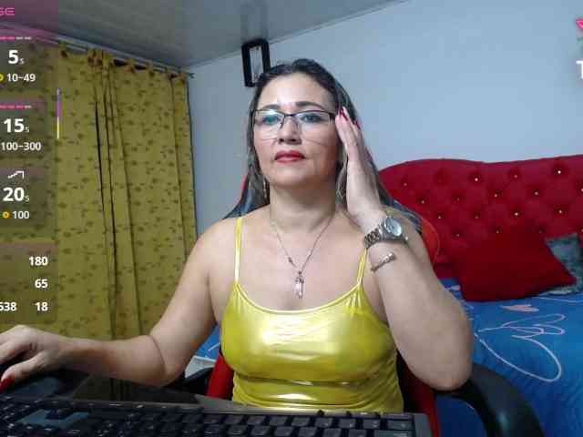 noelia-milf19 webcam