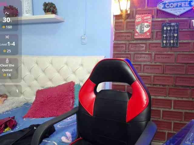 noelia-milf19 webcam