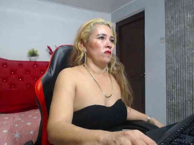 noelia-milf19
