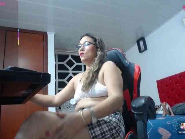 noelia-milf19