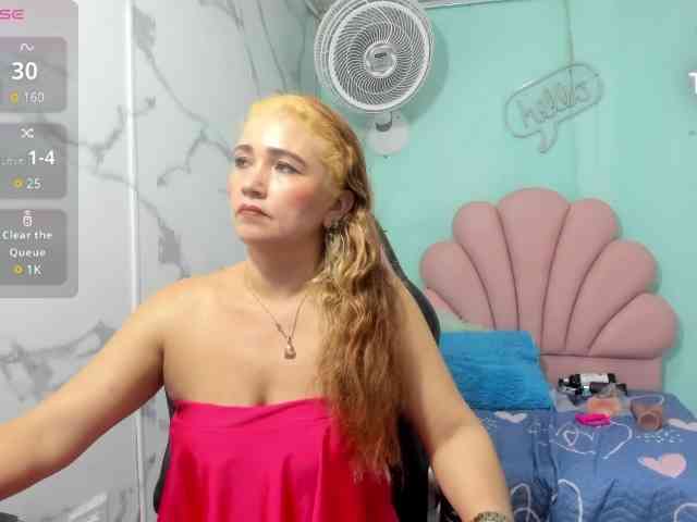 noelia-milf19 webcam
