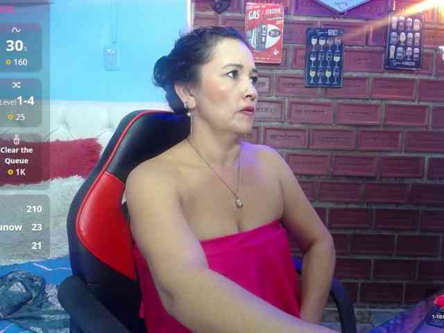noelia-milf19 webcam