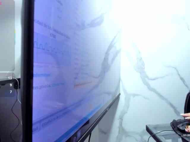 noelia-milf19 webcam