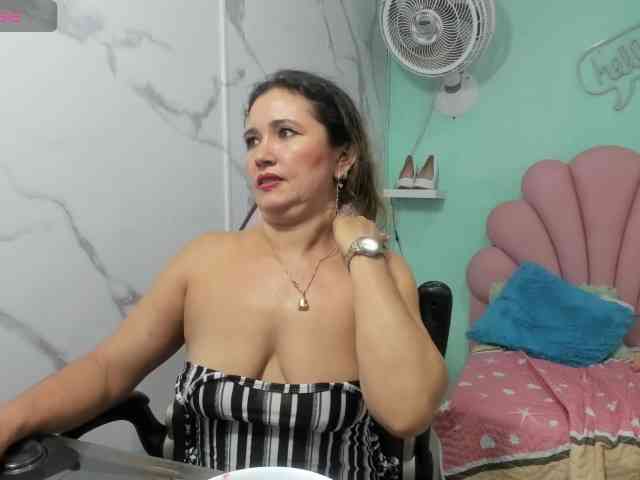 noelia-milf19