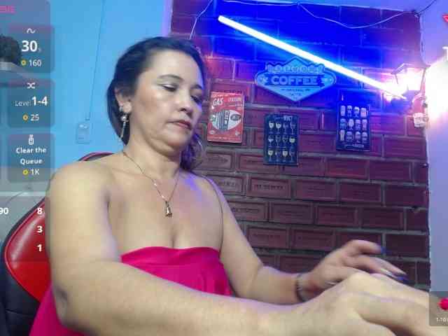 noelia-milf19 webcam