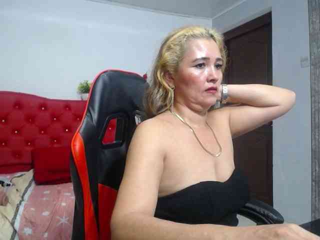 noelia-milf19