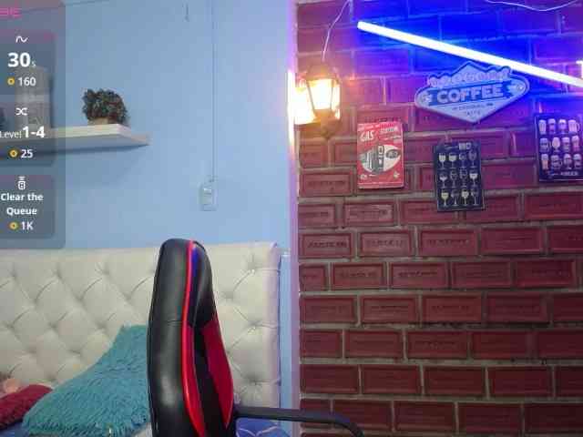 noelia-milf19 webcam