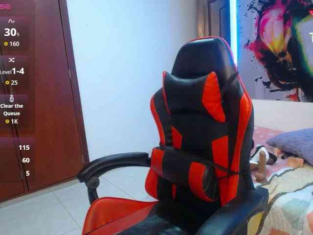 noelia-milf19 webcam