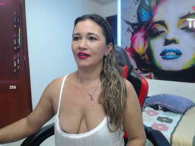 noelia-milf19