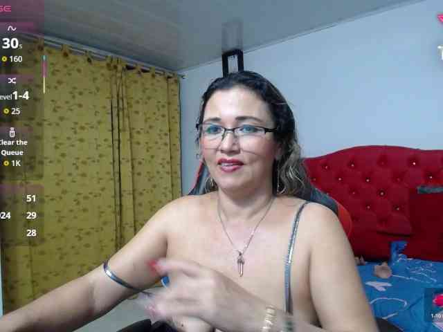 noelia-milf19 webcam