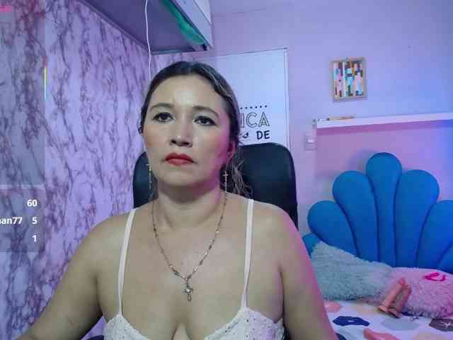 noelia-milf19