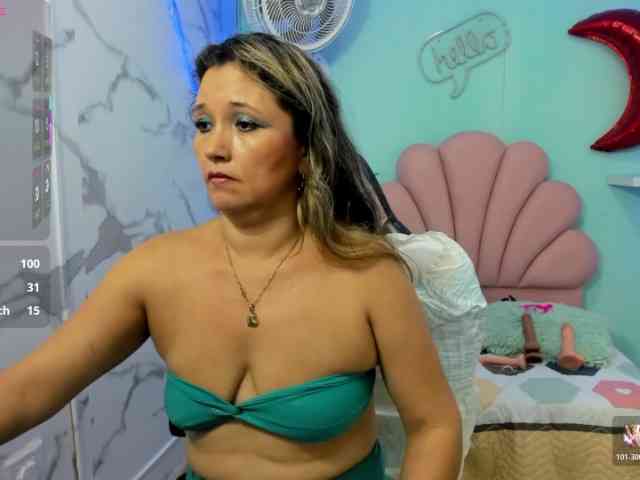 free random chat Noelia-milf19