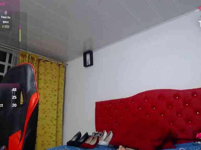 noelia-milf19 webcam