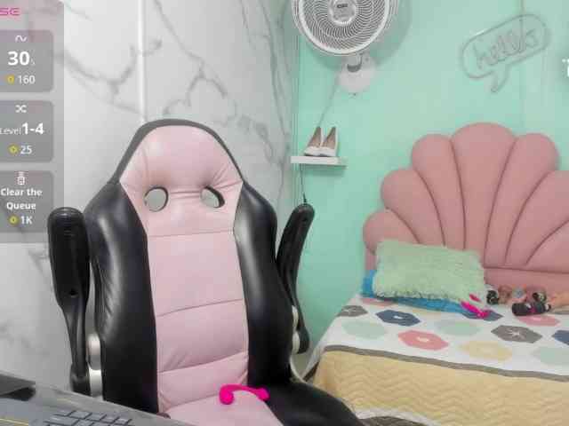 noelia-milf19 webcam