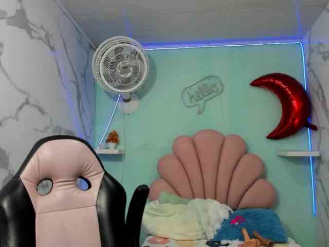 noelia-milf19 webcam