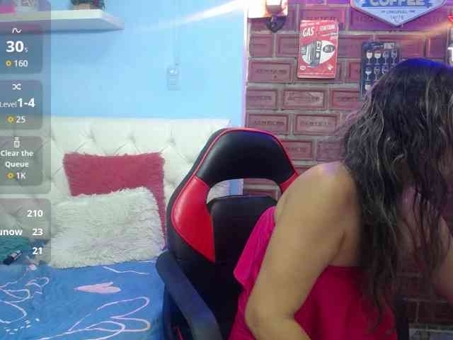noelia-milf19 webcam