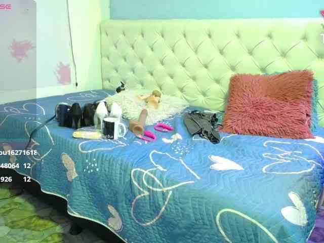 noelia-milf19 webcam