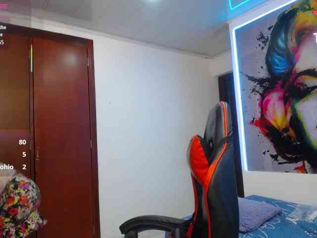 noelia-milf19 webcam