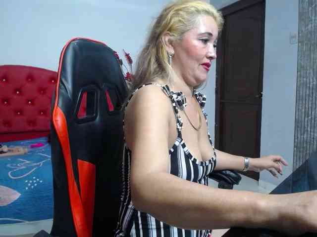 noelia-milf19