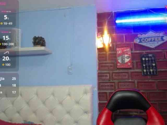 noelia-milf19 webcam