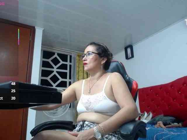 noelia-milf19