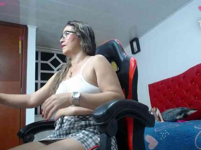 noelia-milf19