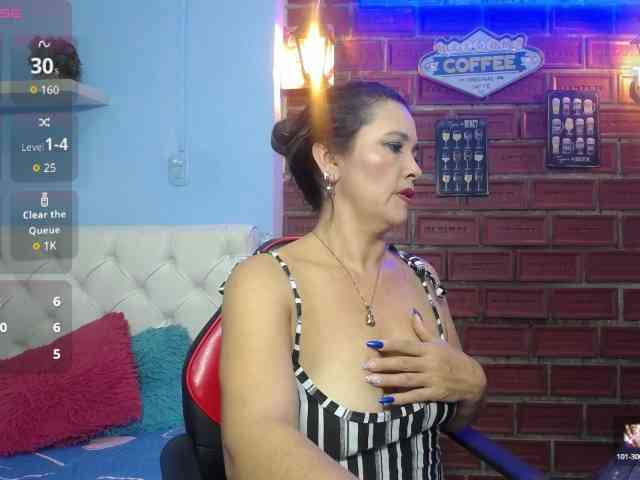 noelia-milf19 webcam