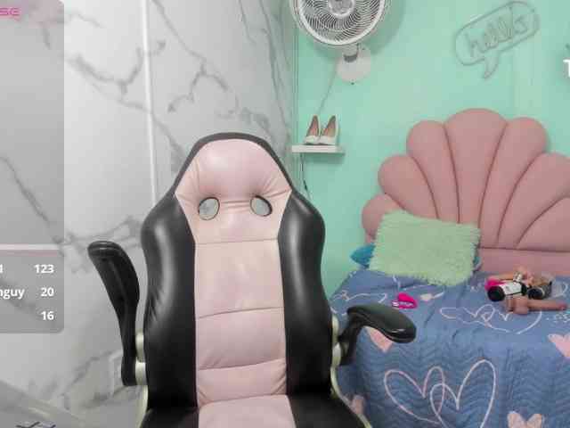 noelia-milf19 webcam