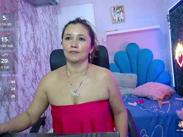 noelia-milf19 webcam