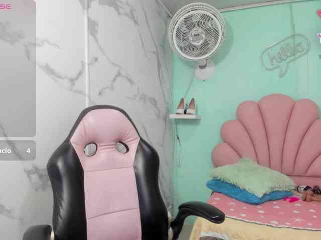 noelia-milf19 webcam
