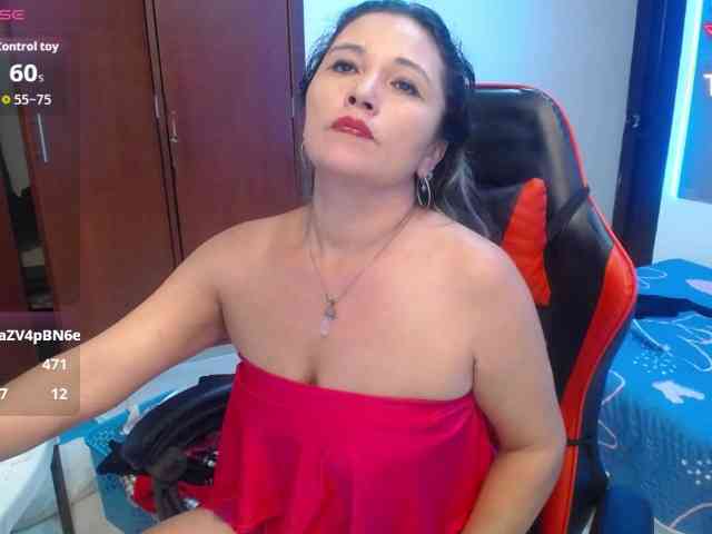 noelia-milf19 webcam