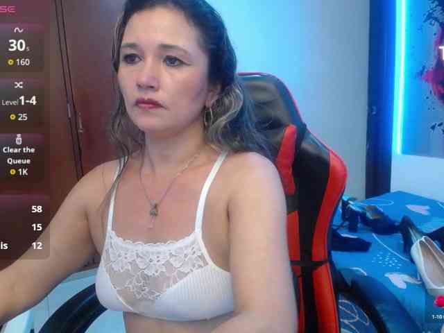 noelia-milf19 webcam