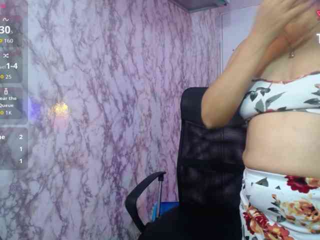 noelia-milf19 webcam