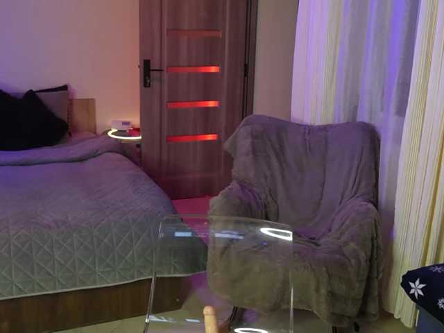 Heysiry live cam preview