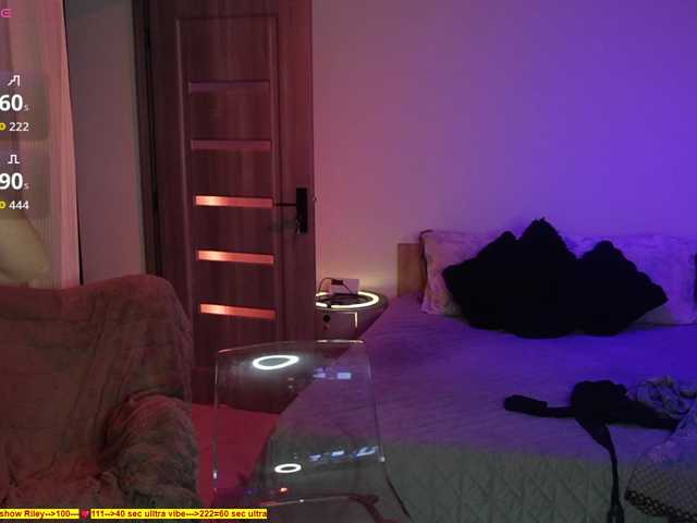 Heysiry live cam on BongaCams