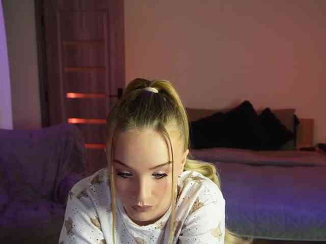 Modella: heySiry