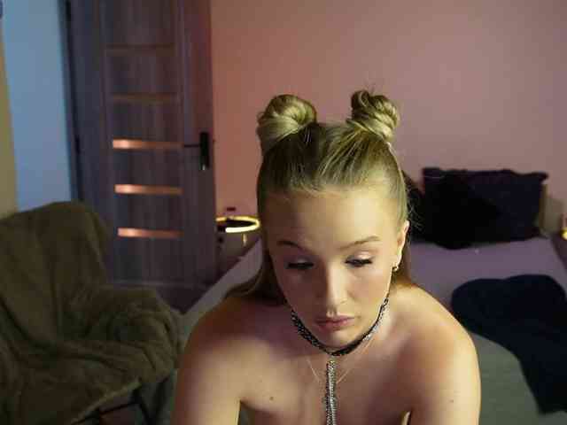 Modella: heySiry