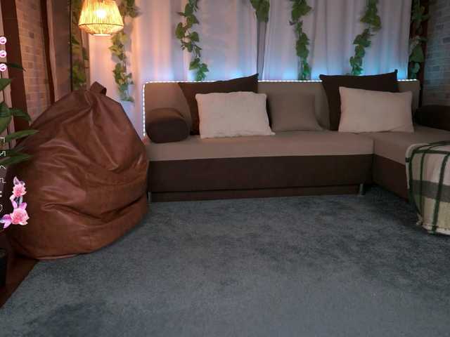 babyyyluna live webcam show