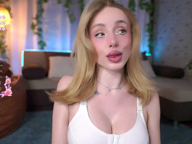babyyyluna live cam on BongaCams